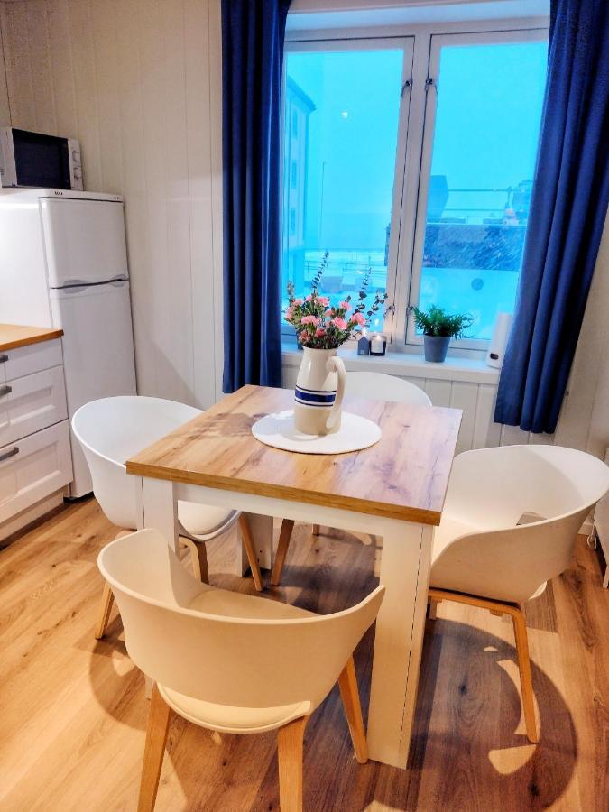 Light Home Apartment Alesund With Free Parking Екстериор снимка