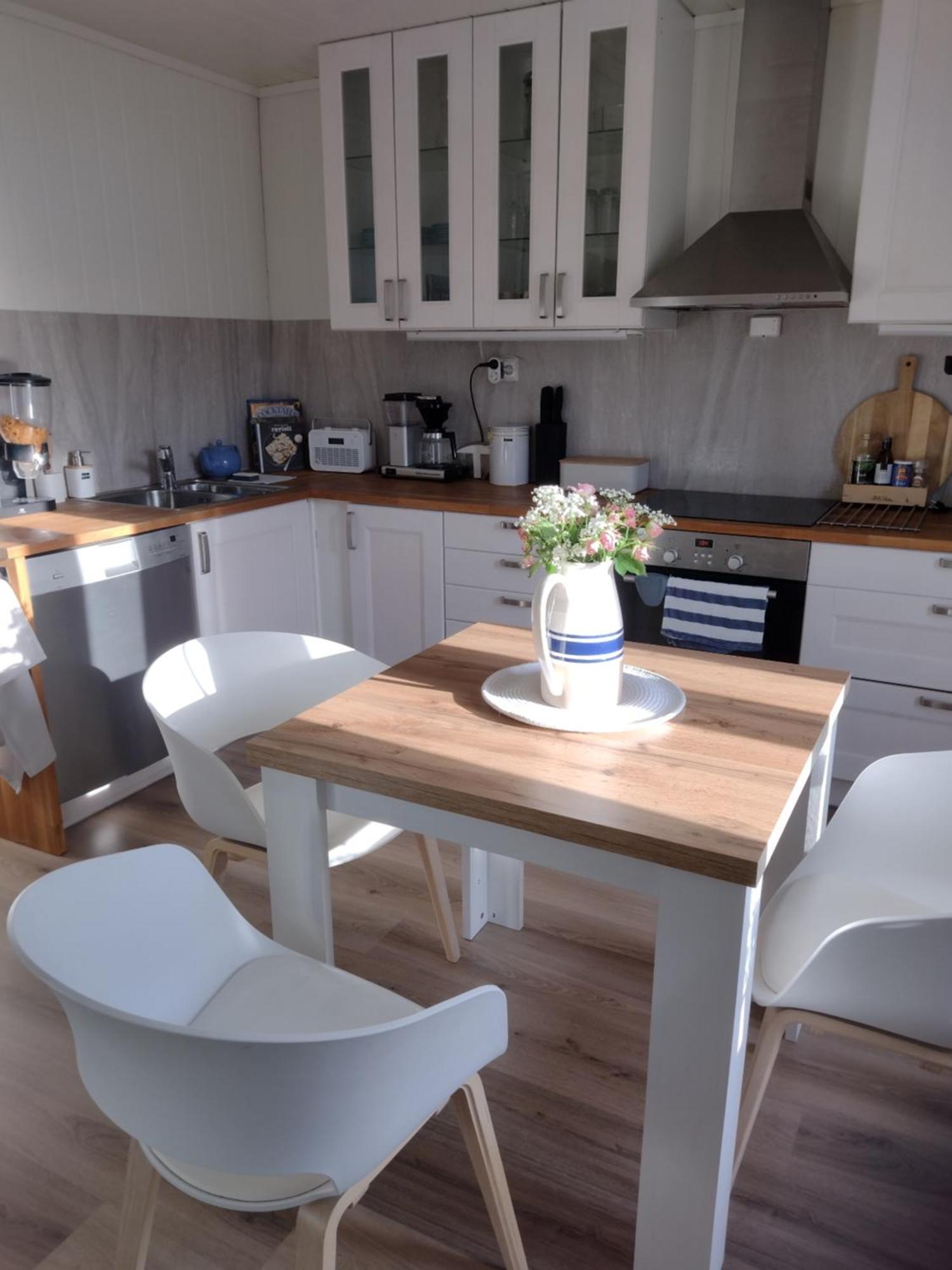 Light Home Apartment Alesund With Free Parking Екстериор снимка